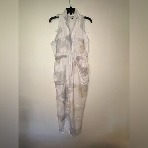 Universal Thread Women’s Jumpsuit Size 6